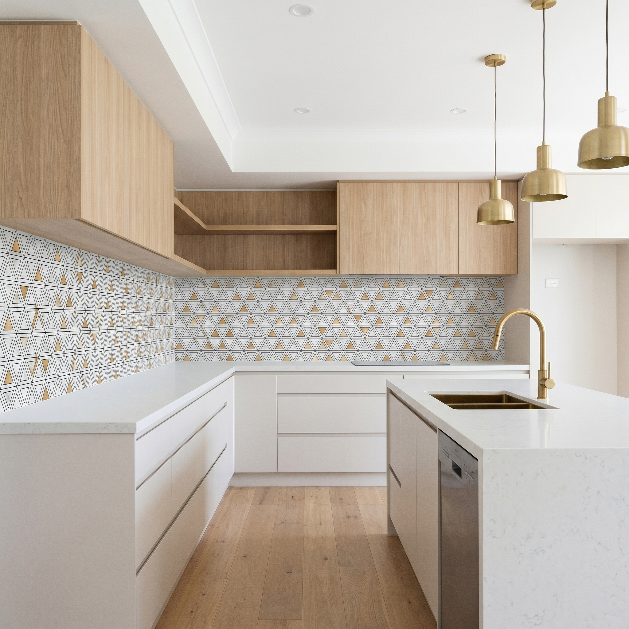 Peel and Stick Backsplash | Triangle Gold | 11.3×13.03"
