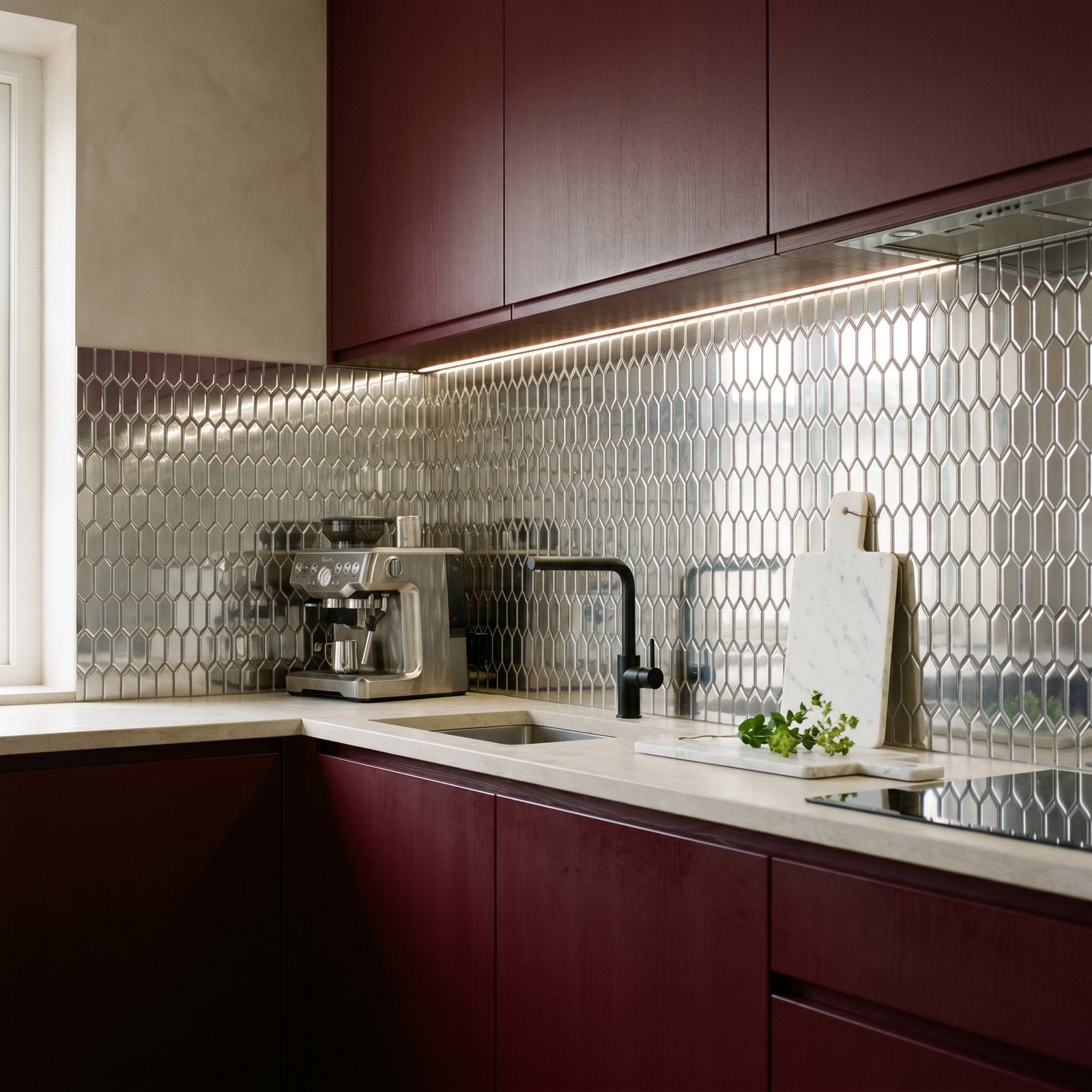 Peel and Stick Backsplash | Picket 3D Silver | 12.2×11.81"