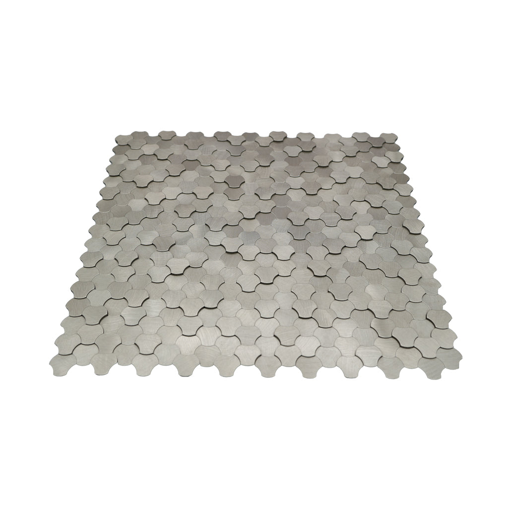 Peel and Stick Backsplash | Trefoil 3D Silver | 12.01×11.65"